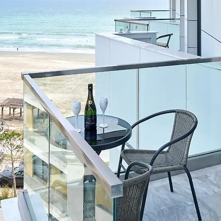 Riviera 186 In Alezzi Infinity Apartament *